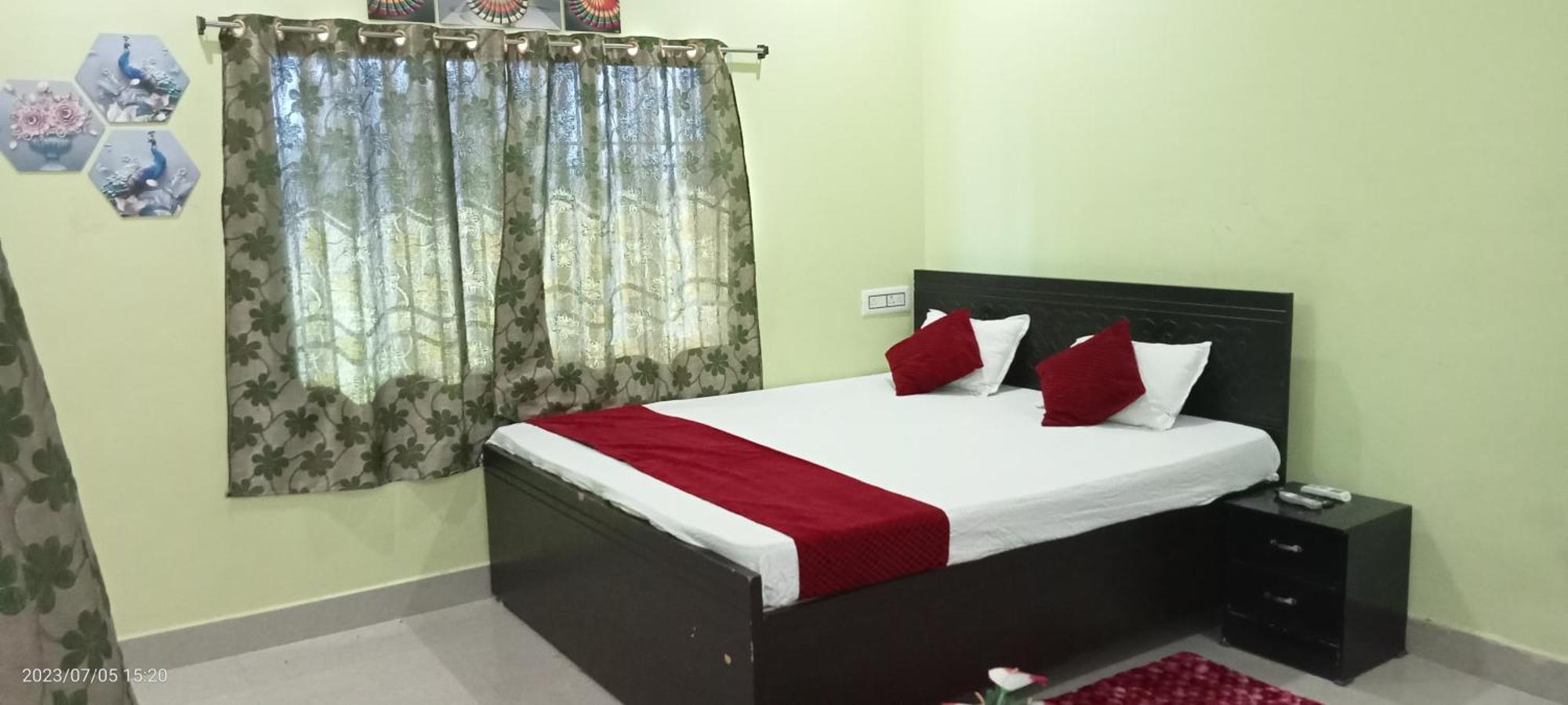 Hotel Narayani Rajgir Room photo